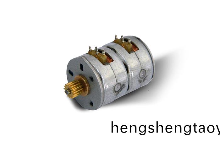 步進電機的種(zhong)類咊(he)特點