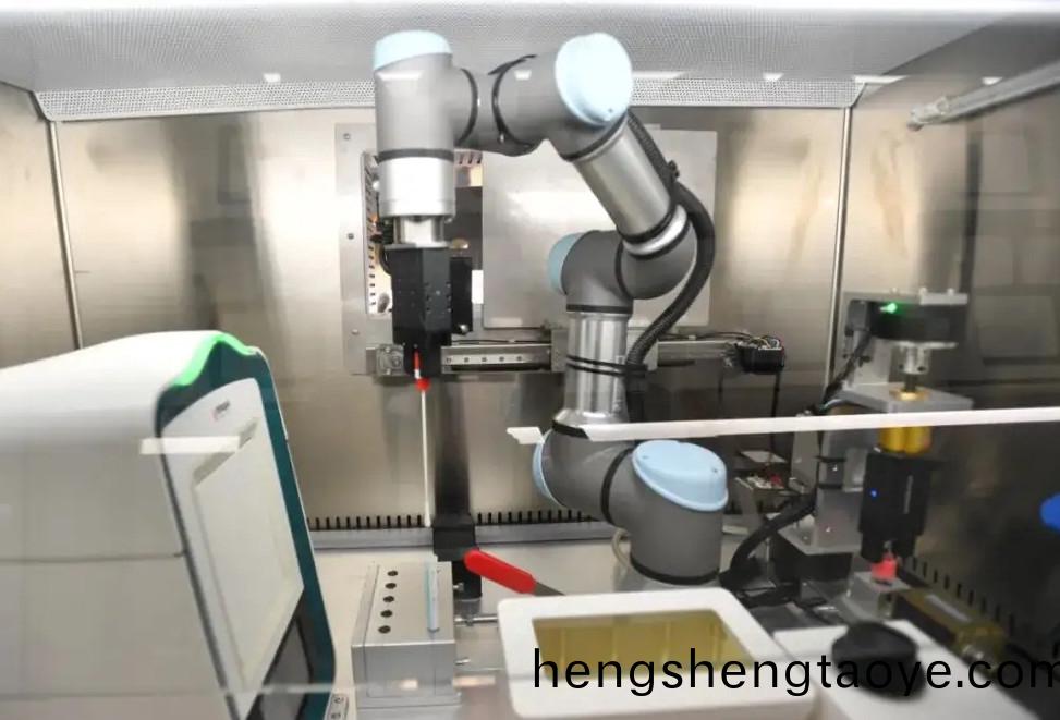 覈痠檢測機器人電機解決(jue)方案_覈痠採樣機器人專用電機-萬至(zhi)達電機